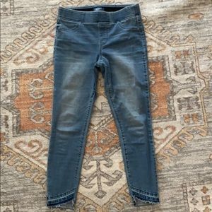 Old Navy RockStar Raw Hem Skinny Jeans